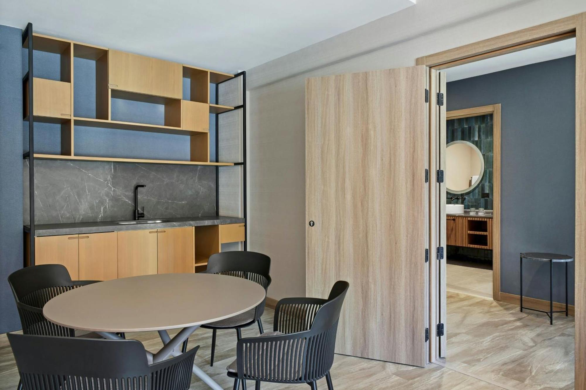 Courtyard By Marriott San Jose Escazu Hotell Exteriör bild