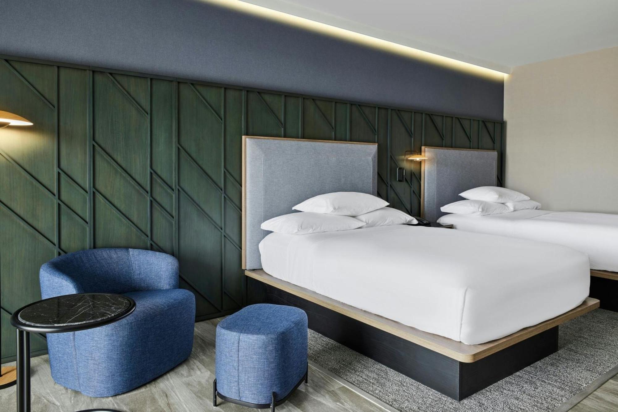 Courtyard By Marriott San Jose Escazu Hotell Exteriör bild