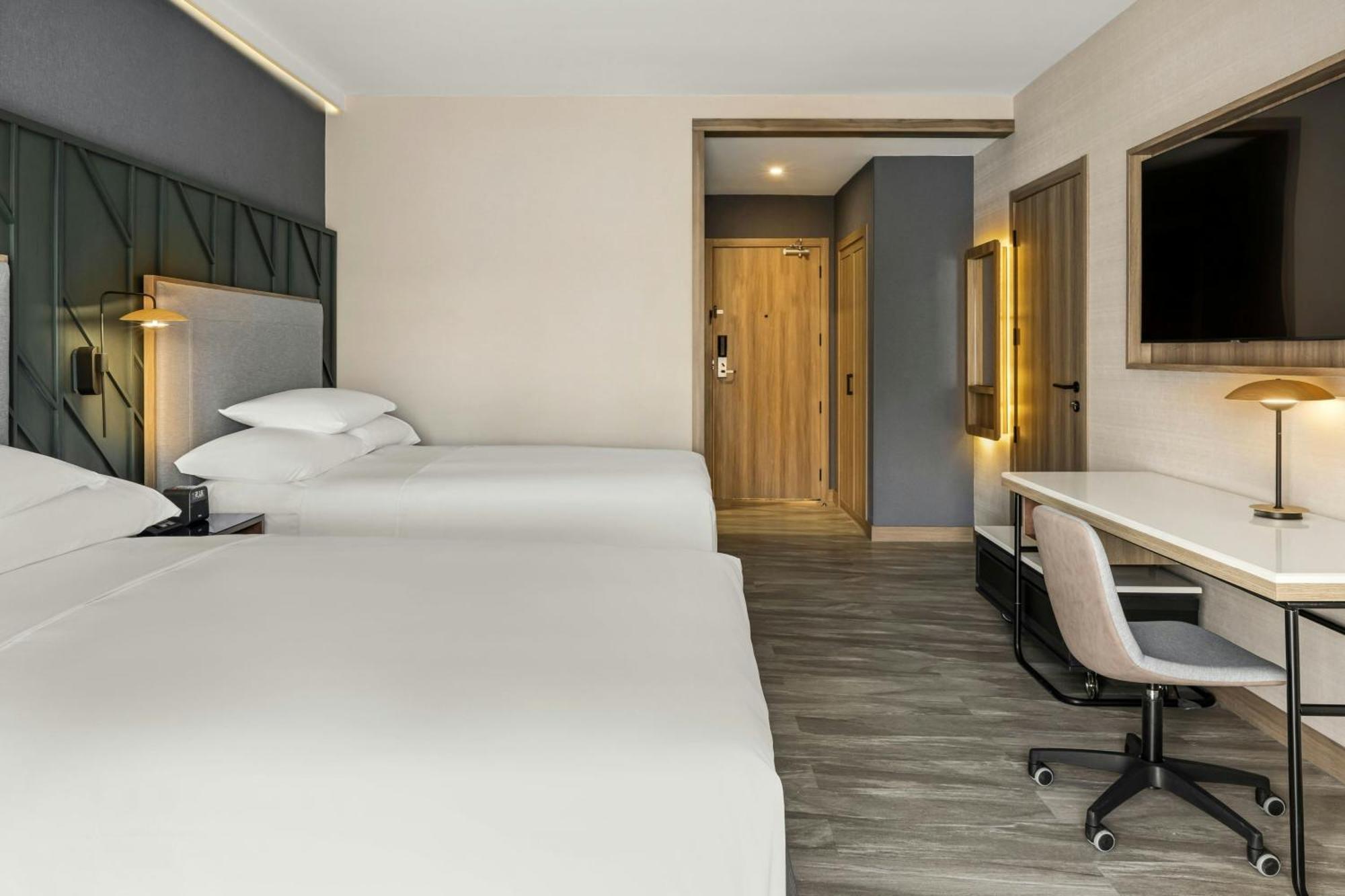 Courtyard By Marriott San Jose Escazu Hotell Exteriör bild